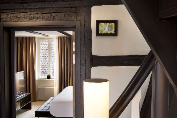 Take me to Colombier Suites